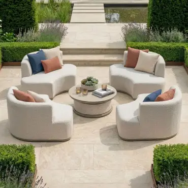 Snug Lifestyle Suite with Rising Table