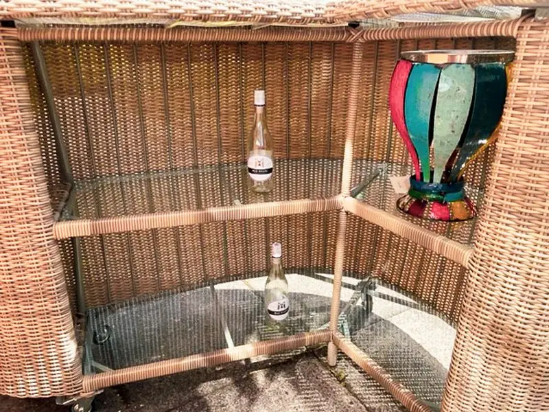 Meteor Spa Bar