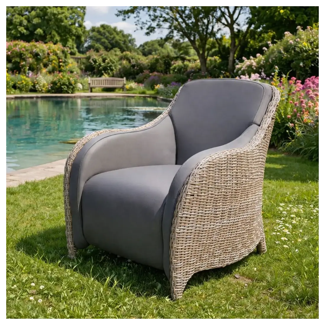 Meteor Lounge Armchair