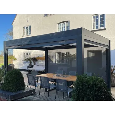 Eclipse 3 X 4m LED Motorised Pergola | Free Standing EXDISPLAY +3 Screens