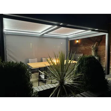 Eclipse 3 X 4m LED Motorised Pergola | Free Standing EXDISPLAY +3 Screens