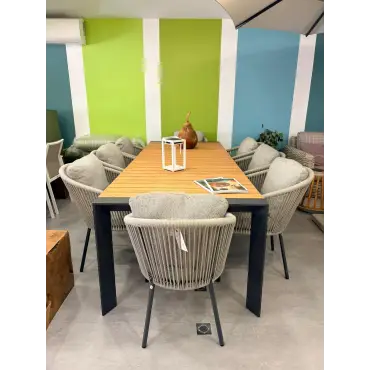 Suns Nappa 8 Dining Set Jakart Table Exdisplay