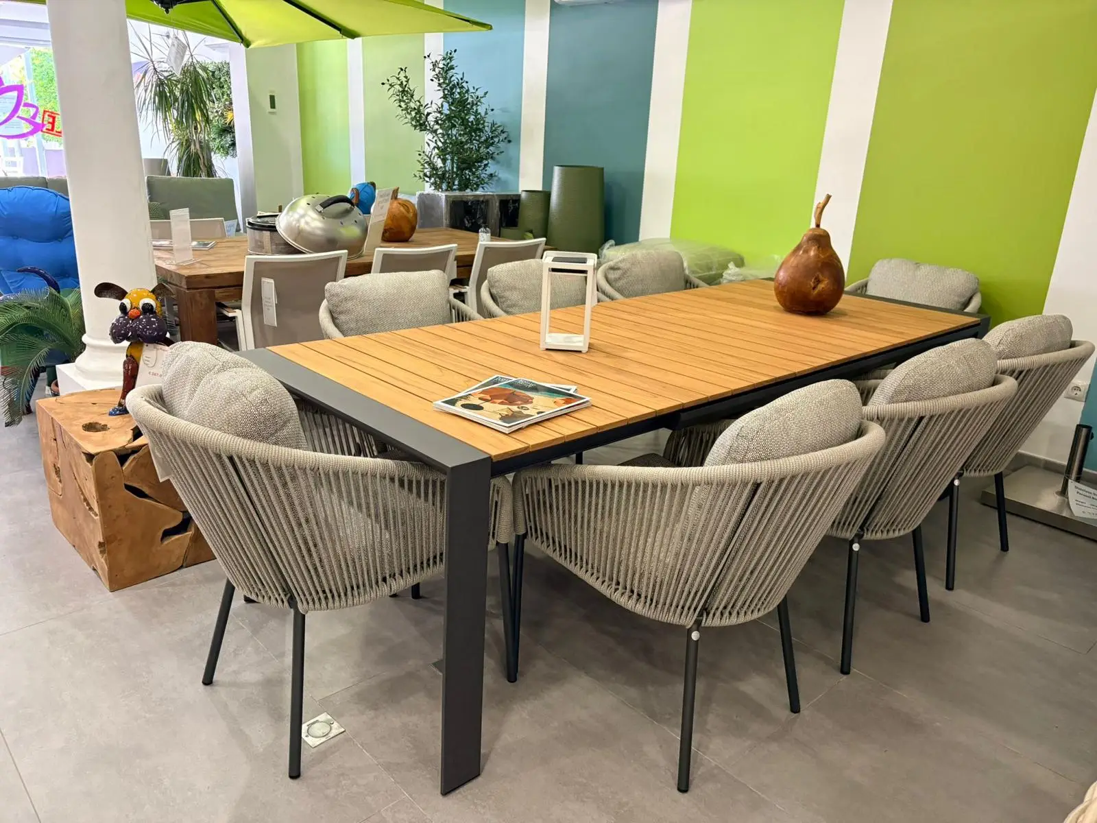 Suns Nappa 8 Dining Set Jakart Table Exdisplay