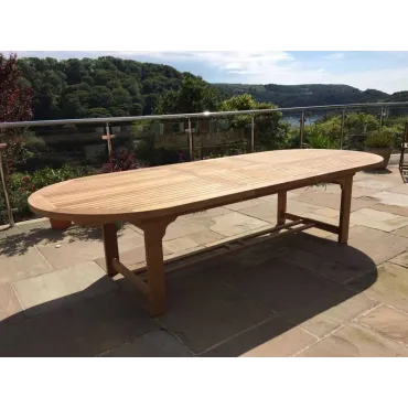 Chunky 240cm to 300cm ext table Teak Certified