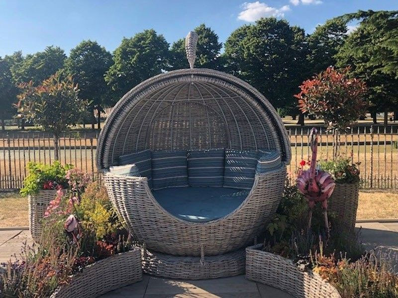 Fiji Apple Day Bed Ex display