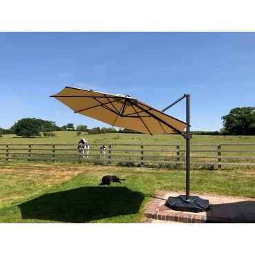 Calypso LED Parasol 3.5M Diameter