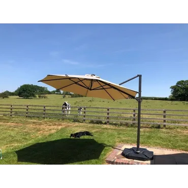 Calypso LED Parasol 3.5M Diameter