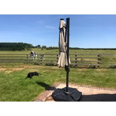 Calypso LED Parasol 3.5M Diameter