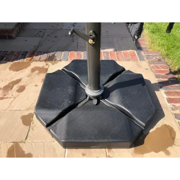 Calypso LED Parasol 3.5M Diameter