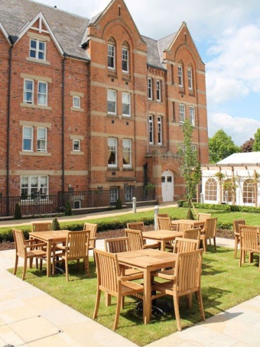 Warwick Square Table Set  - 6