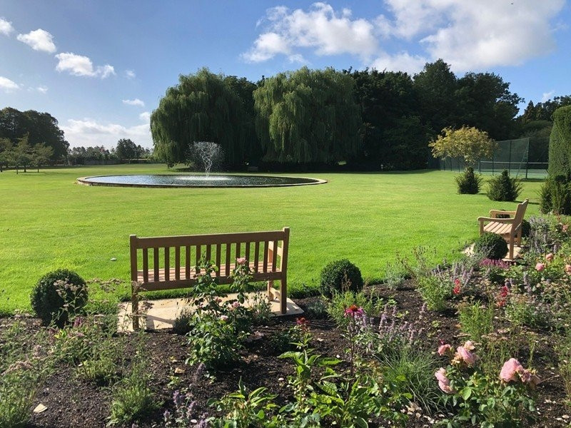 Rochester 1.5M Bench