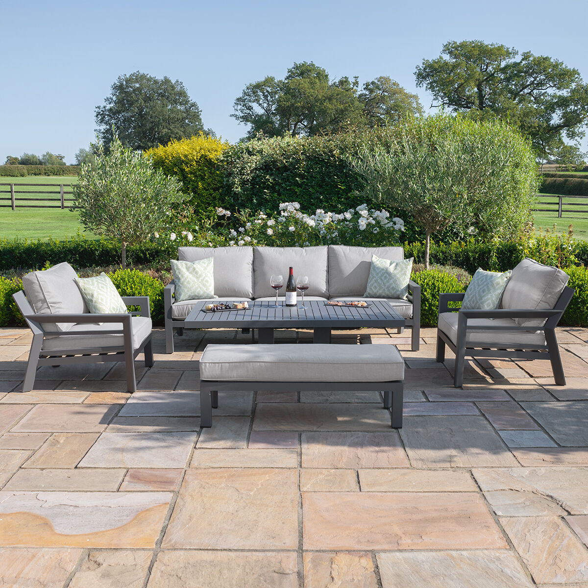 New York 3 Seat Sofa Aluminium Sofa Set - Rising Table & Bench