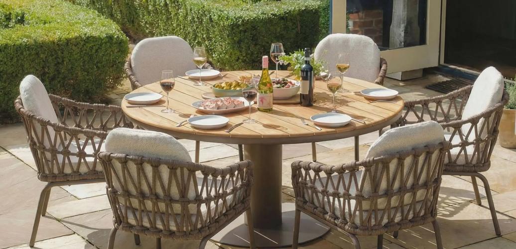 Rope Weave Sofa Sets in Spain: Styles & Sizes